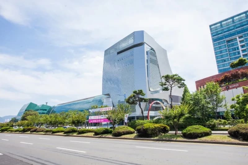 창원컨벤션센터 외관 전경